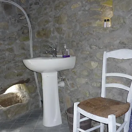 Micro-cottage In Pietra La Ratatouille